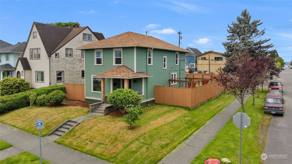 2202 Wetmore Ave, Everett, WA 98201 - photo 1
