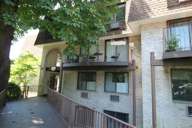 308 Kemeys Ave, Briarcliff Manor, NY 10510 - photo 1