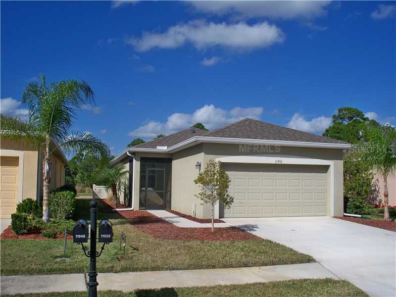 Exterior Front - 3/2/2 Lake view,screen lanai , we
