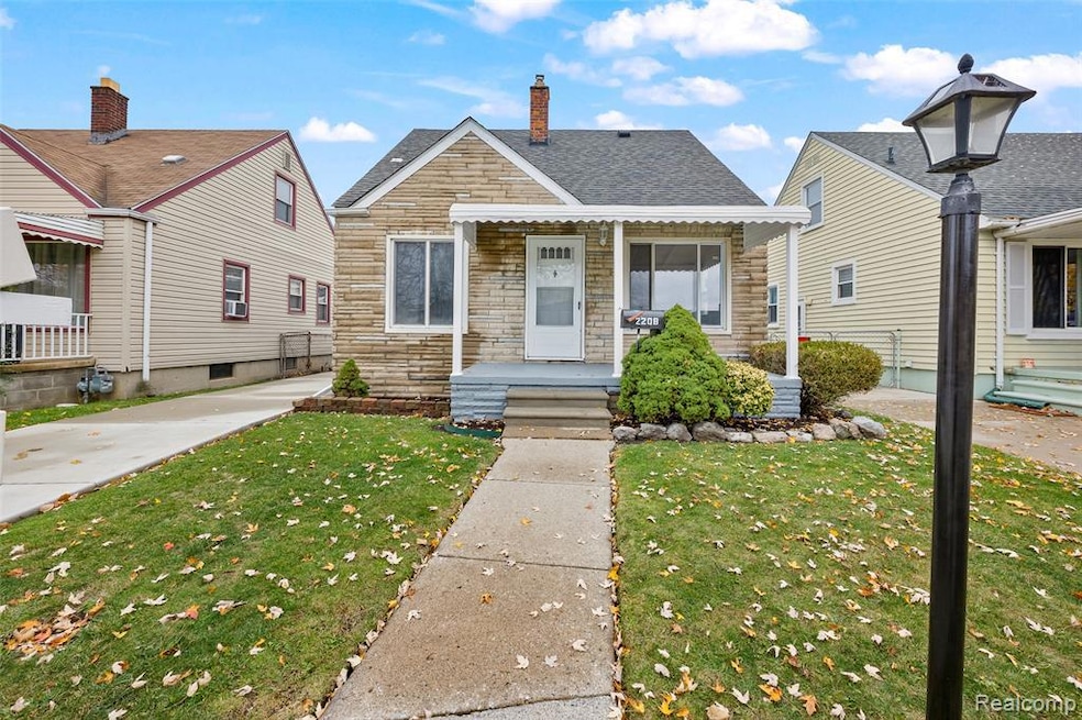 For Sale $199,900 • Co-Listing Agent