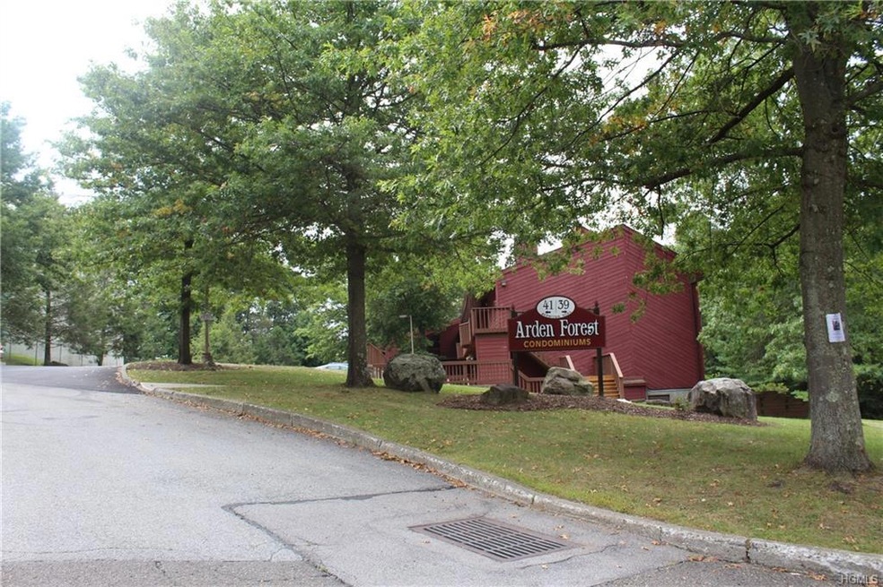 39 Berwynn Rd unit A8, Harriman, NY 10926 - photo 1