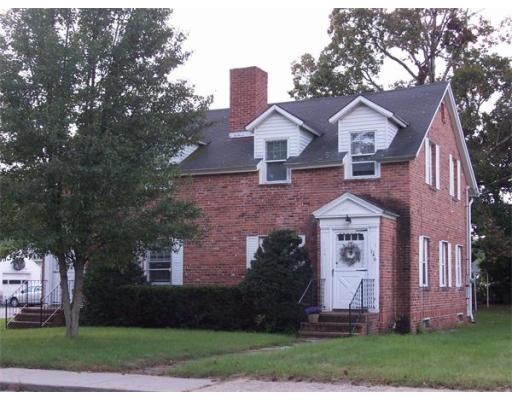 144 Linwood St, Uxbridge, MA 01569 - photo 1