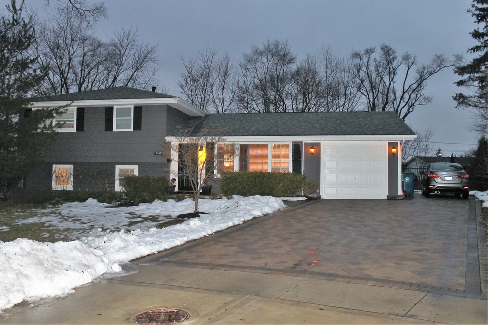 Gorgeous 3 Bedroom 3 Bathroom Split level in a qui