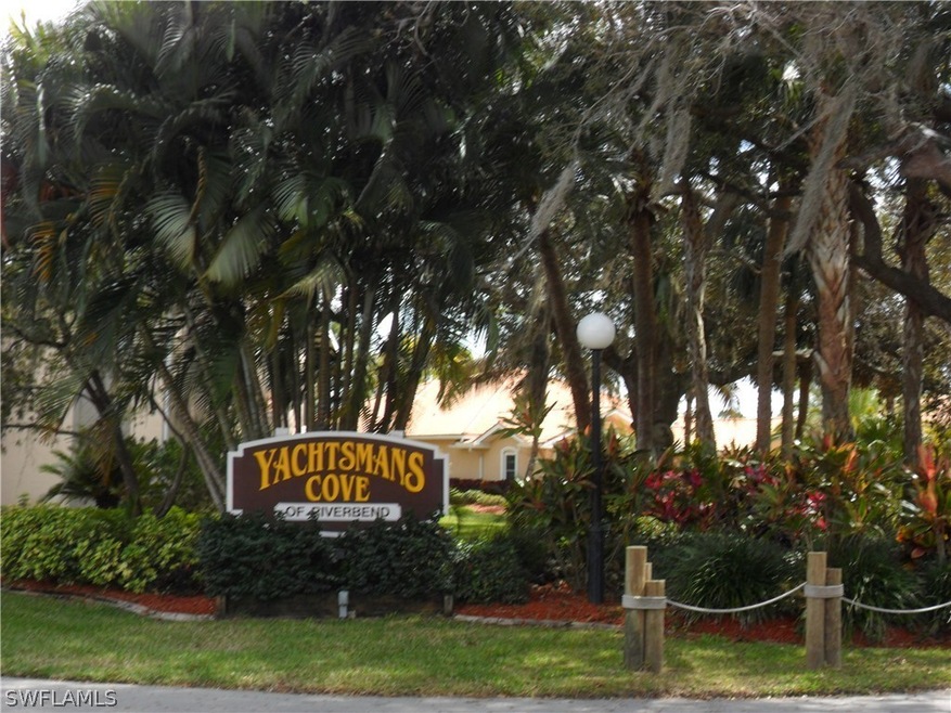 Yachtsmans Cove of Riverbend