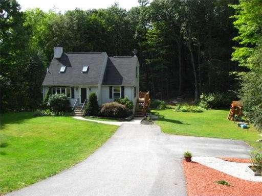 48 Hollywood Dr, Charlton, MA 01507 - photo 1