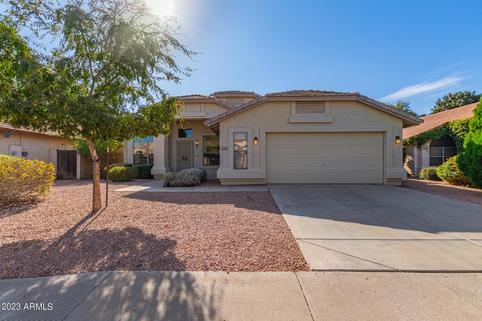 2289 E Willow Wick Rd, Gilbert, AZ 85296 - photo 1