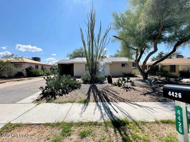 4426 E 16th St, Tucson, AZ 85711 - photo 1