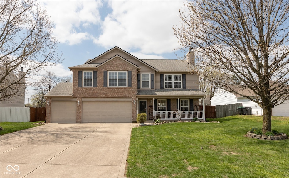 464 Hummingbird Ln, Whiteland, IN 46184 - photo 1