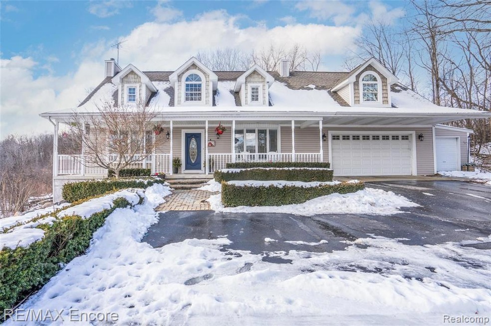 5053 White Lake Road Clarkston EXT-3.jpg