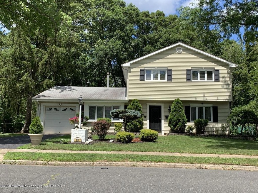1 Exterior- main Photo