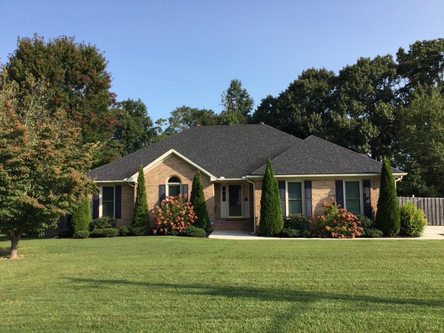 256 Greenbriar Cir, Manchester, TN 37355 - photo 1