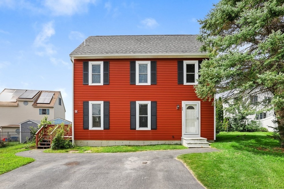 24 Hammock Ct, Dracut, MA 01826 - photo 1