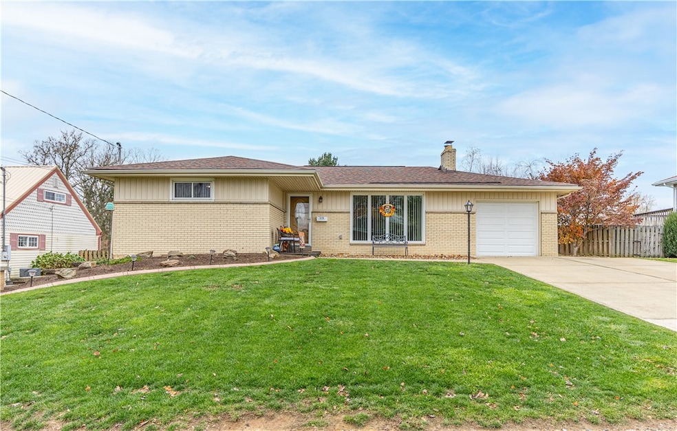 428 Chester Dr, New Kensington, PA 15068 - photo 1