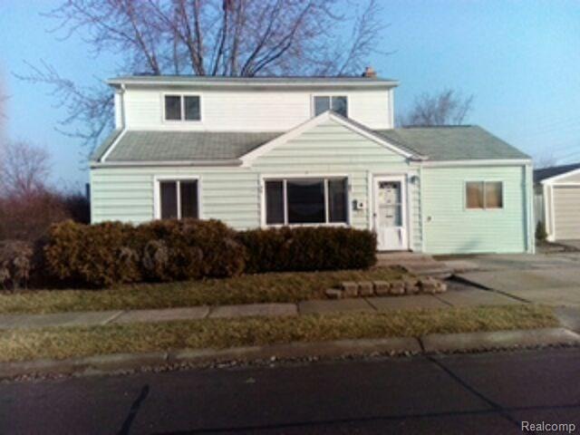 26700 Kathy St, Roseville, MI 48066 - photo 1