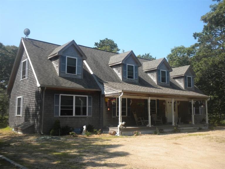 10 Farm Path Rd, Oak Bluffs, MA 02557 - photo 1