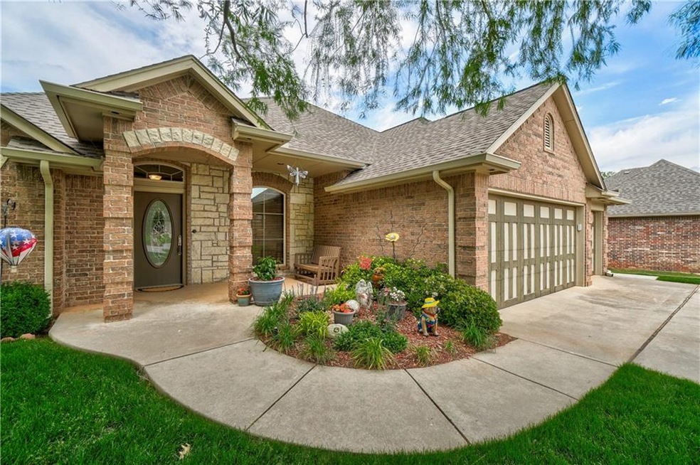 515 NW 193rd St, Edmond, OK 73012 - photo 1