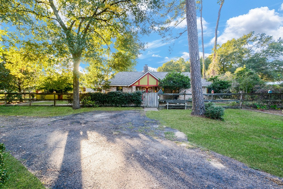 24611 Lori Ln, Magnolia, TX 77355 - photo 1