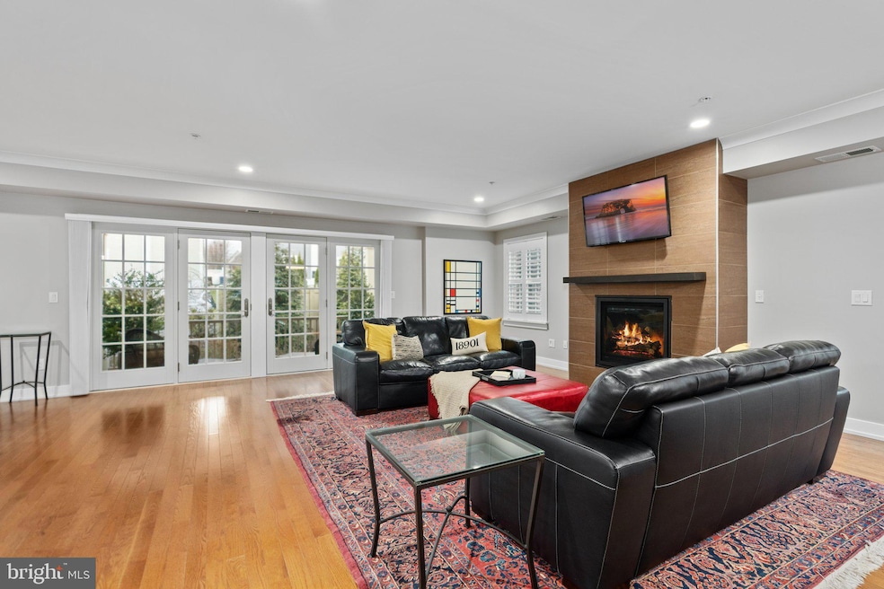 150 N Clinton St, Doylestown, PA 18901 - photo 1