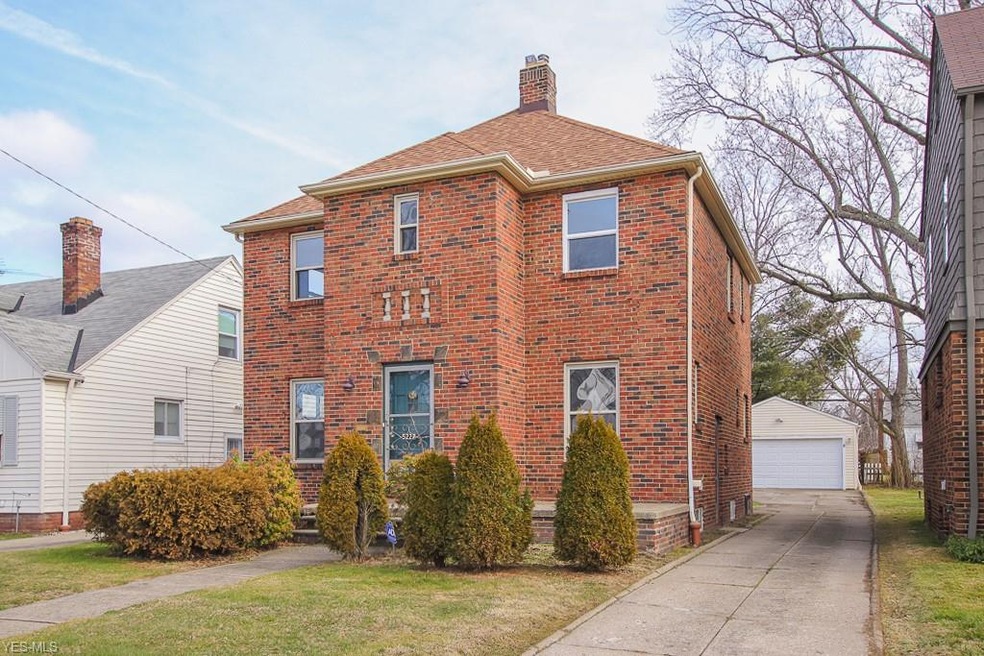 5227 Philip Ave, Maple Heights, OH 44137 - photo 1