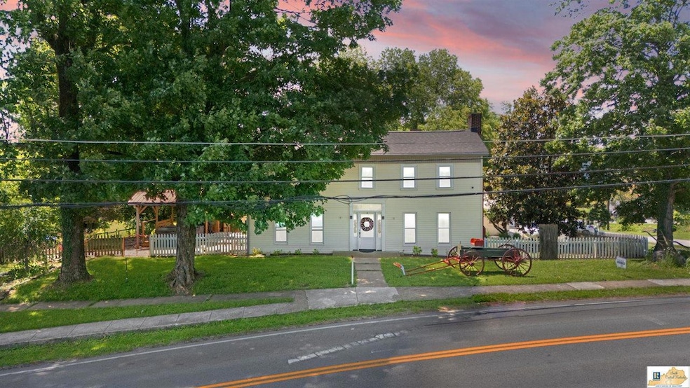 For Sale $449,950 • Co-Listing Agent