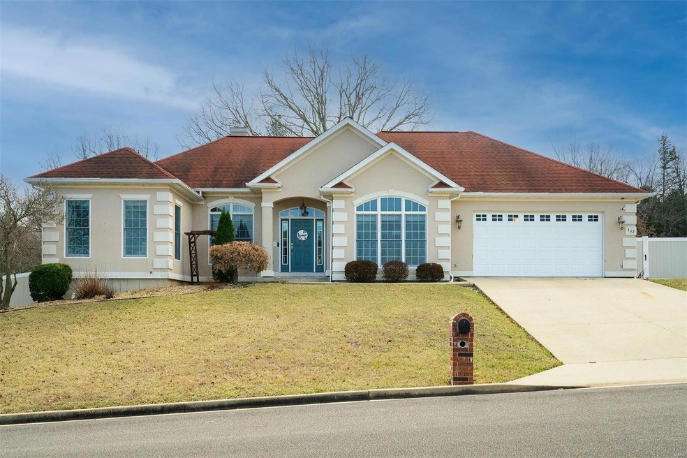 302 Dana Renee Dr, Rolla, MO 65401 - photo 1