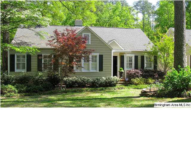 1847 Windsor Blvd~fabulous 3/2 on a quiet street!