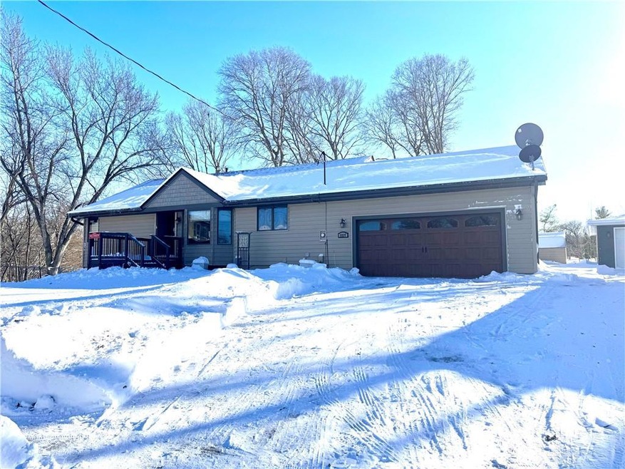 3227 Hull Ave, Des Moines, IA 50317 - photo 1