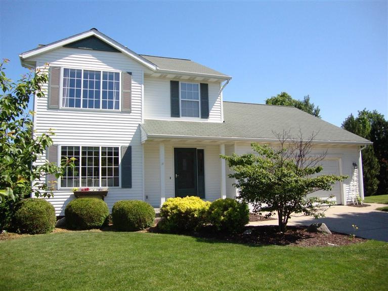 1463 Hamily Ct NE, Grand Rapids, MI 49505 - photo 1