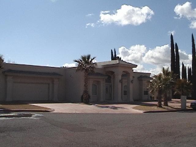 11032 Don January Dr, El Paso, TX 79935 - photo 1