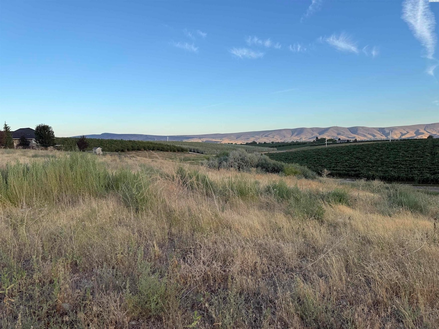 For Sale $195,000 • Co-Listing Agent