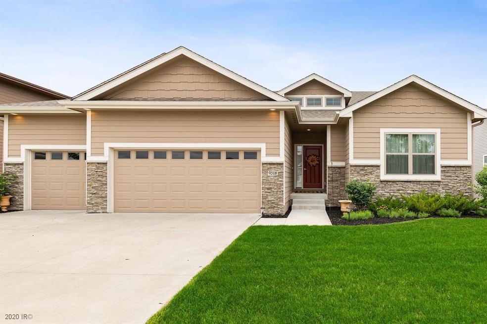 9518 Rushbrook Dr, Johnston, IA 50131 - photo 1