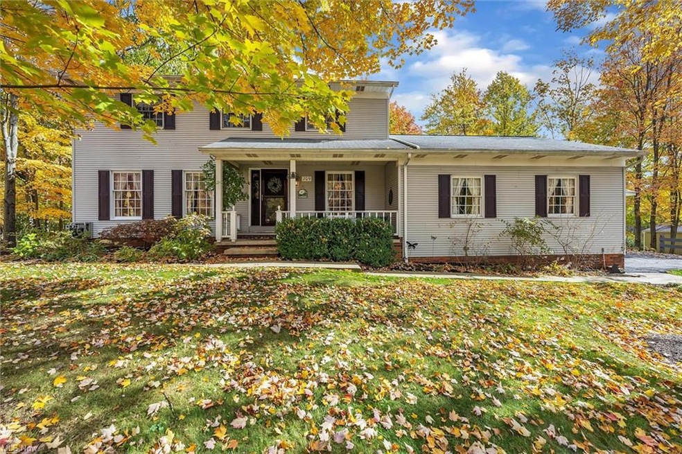 209 Greenview Dr, Aurora, OH 44202 - photo 1