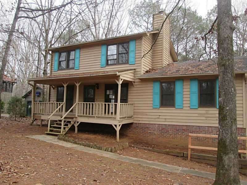 Exterior Front.