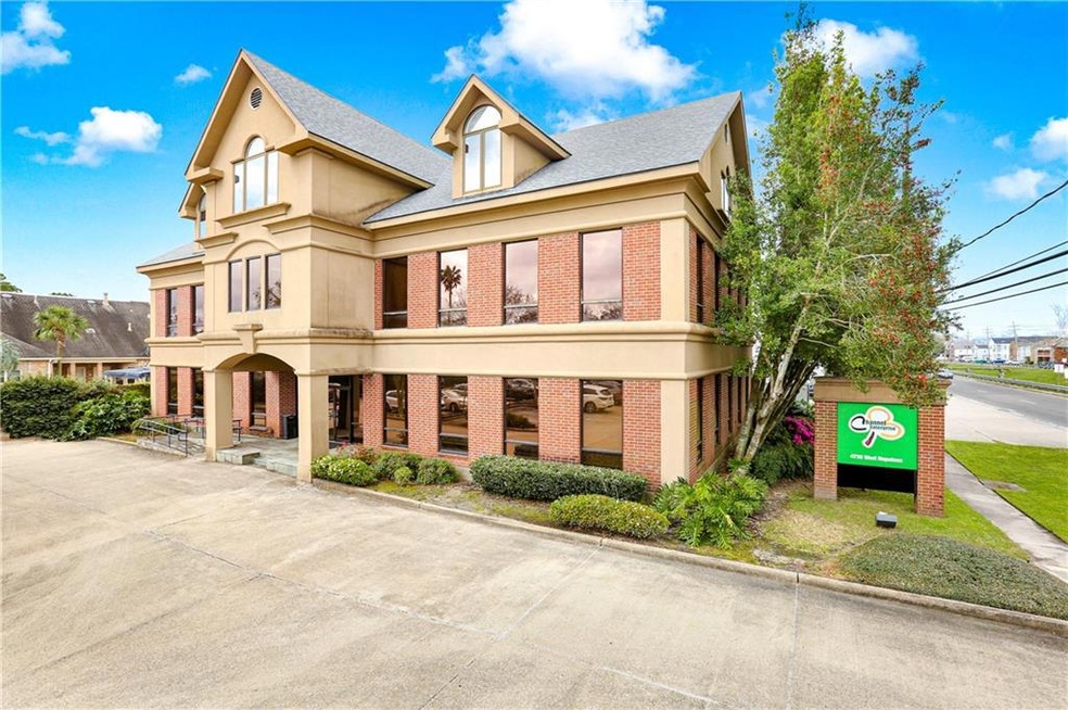 4736 W Napoleon Ave unit 201, Metairie, LA 70001 - photo 1