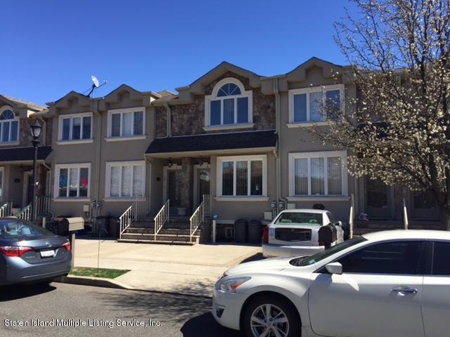 34 Calvanico Ln, Staten Island, NY 10314 - photo 1