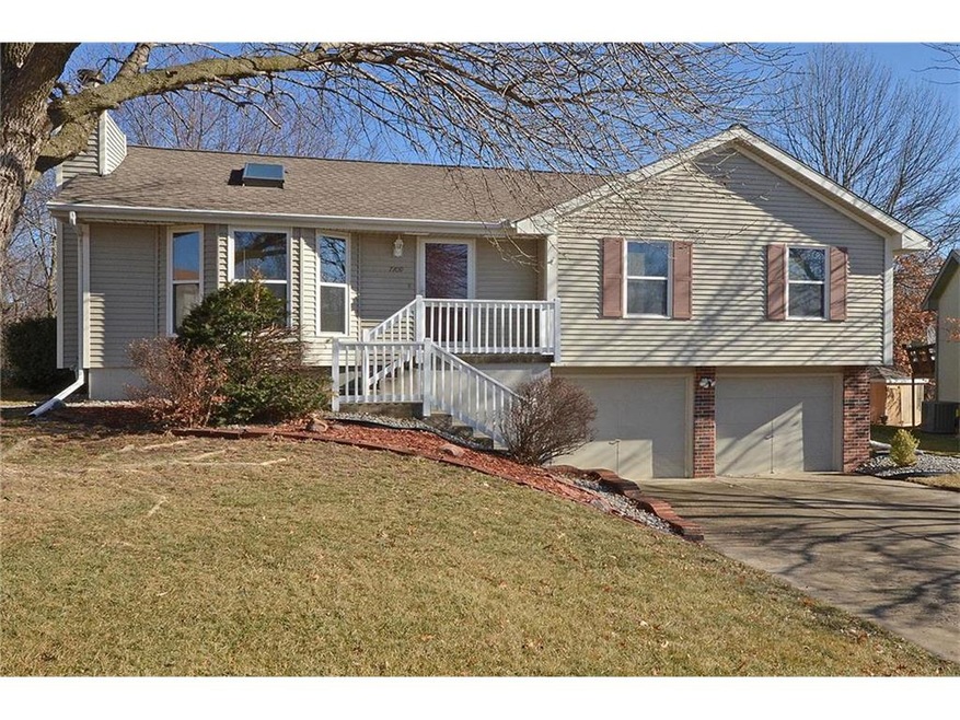 Very nice curb appeal!  (Vinyl siding, newer roof,