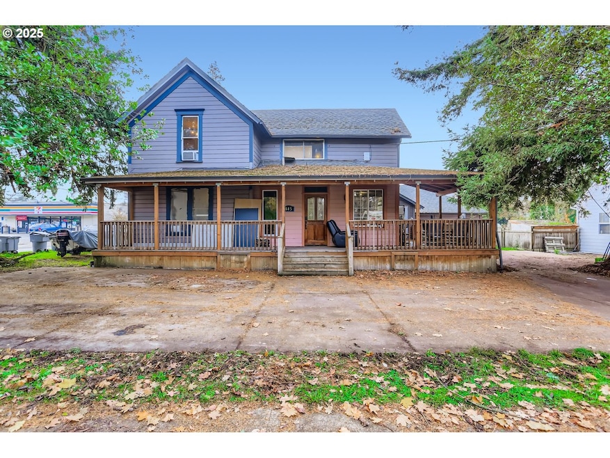 For Sale $450,000 • Co-Listing Agent