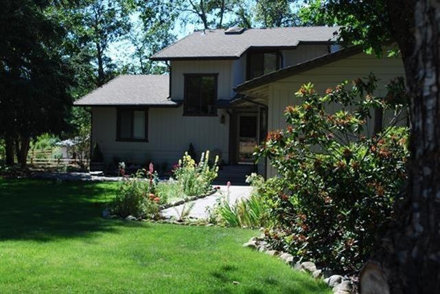 1534 Pleasant Valley Rd, Merlin, OR 97532 - photo 1