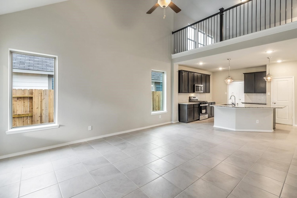 3011 Skyward Oak Dr, Conroe, TX 77385 - photo 1