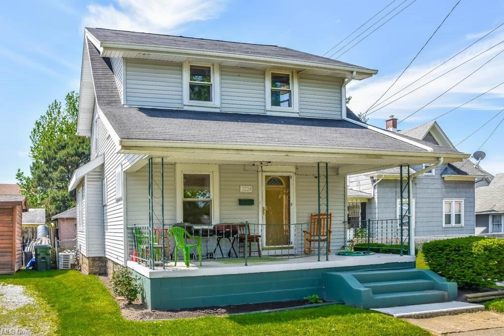 2 bedroom home with a possible guest room in the f