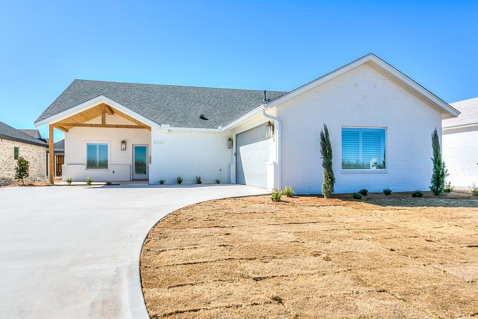 5433 Riviera Ln, San Angelo, TX 76904 - photo 1