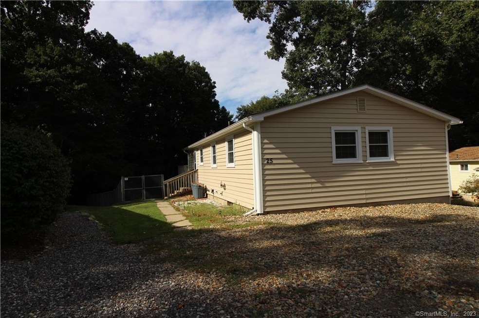 25 Chetelat Dr, Ashford, CT 06278 - photo 1