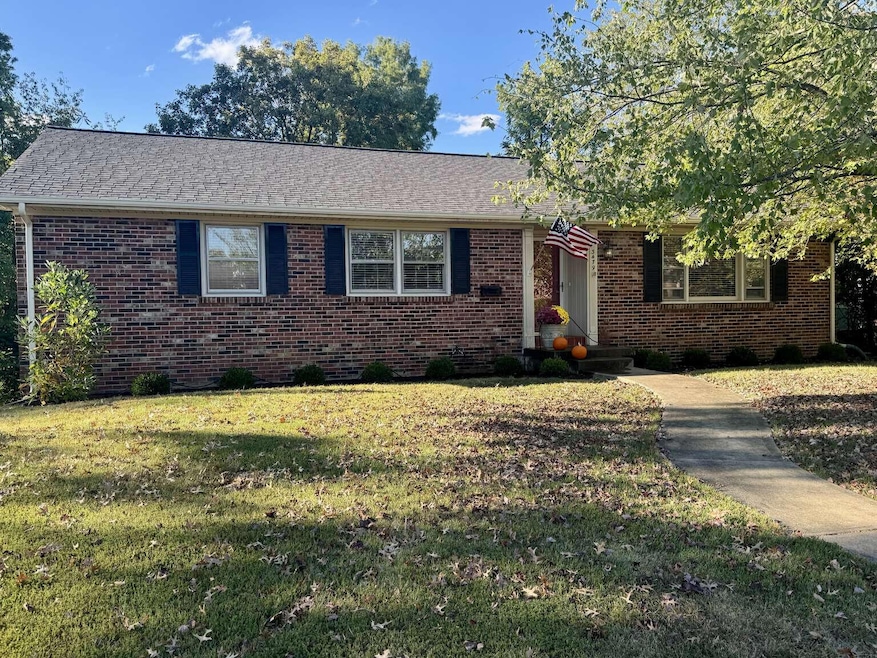 3479 Castleton Hill, Lexington, KY 40517 - photo 1