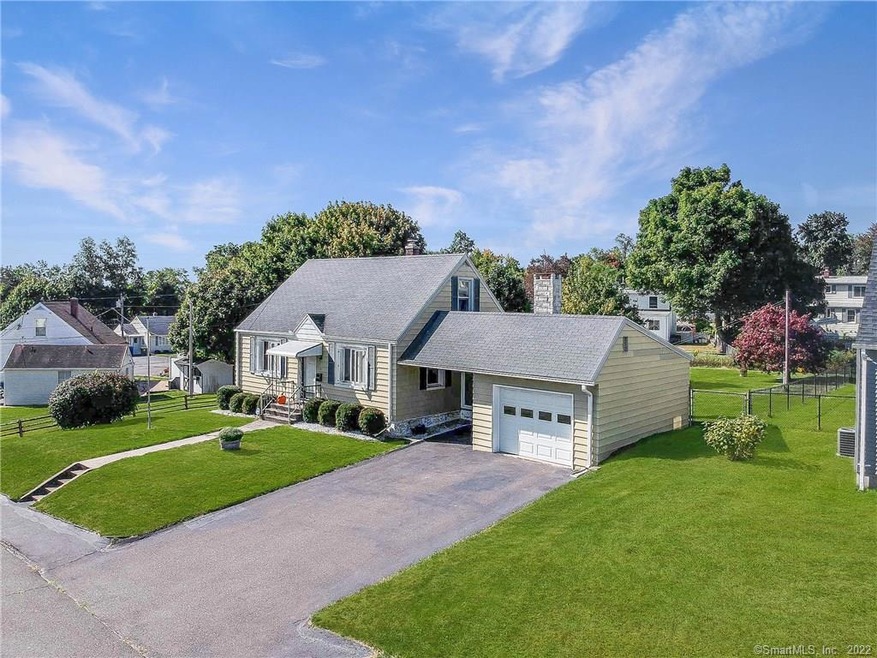 52 Leone St, Waterbury, CT 06708 - photo 1