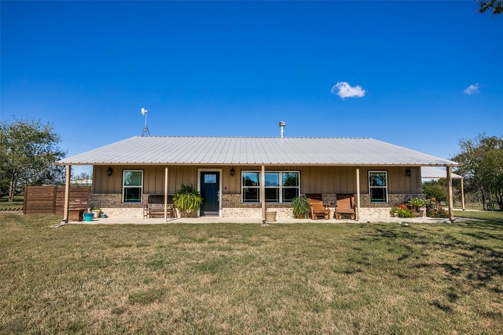 133 County Road 4798, Springtown, TX 76082 - photo 1