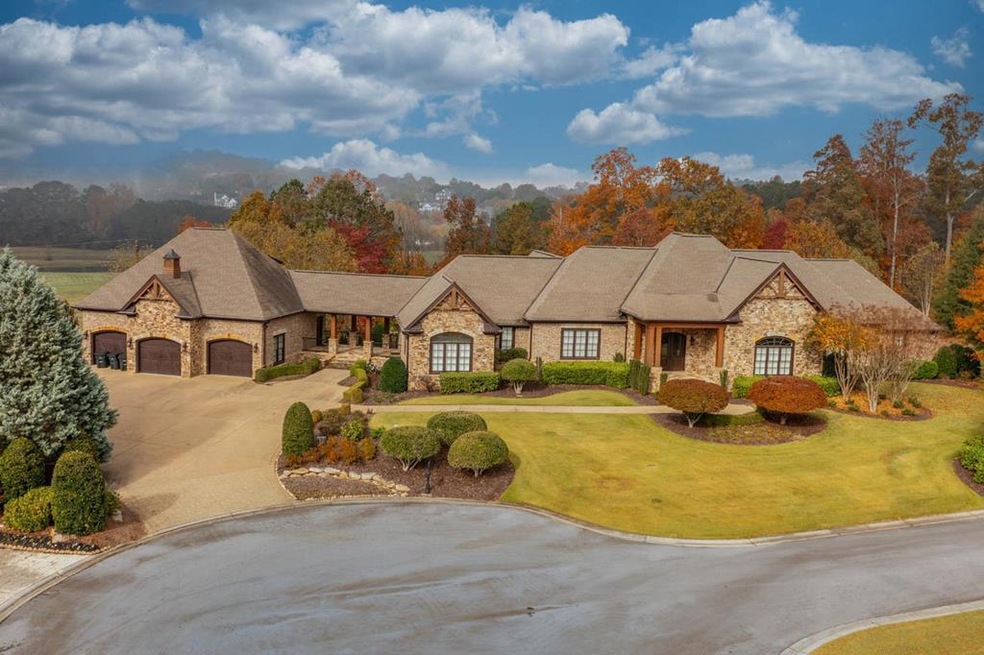 105 Ansley Dr, Calhoun, GA 30701 - photo 1