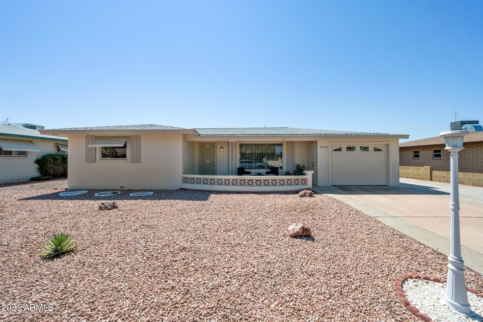 5711 E Des Moines St, Mesa, AZ 85205 - photo 1
