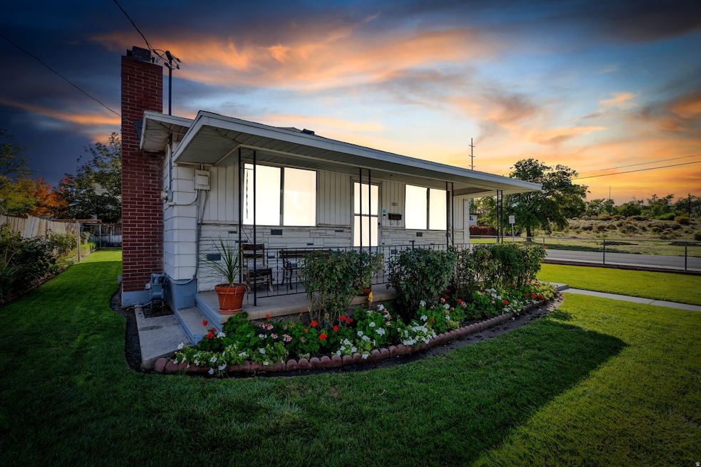 8953 S 90 E, Sandy, UT 84070 - photo 1