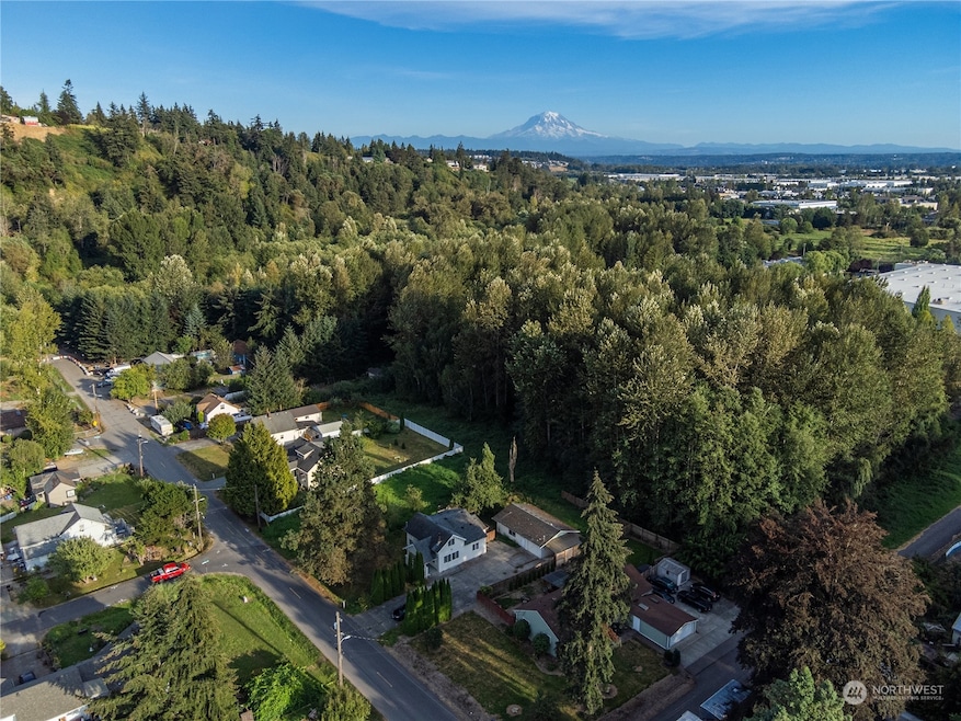 Sold $305,000 • Co-Listing Agent