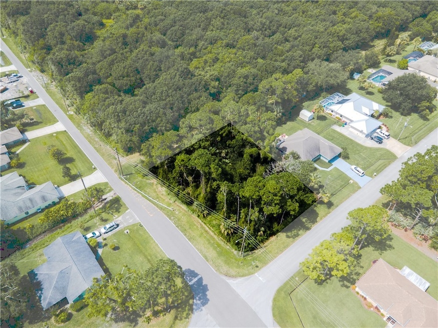 801 Gladiola Ave, Sebastian, FL 32958 - photo 1